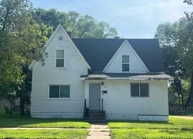 Property at 1608 9th St Unit house, Menomonie, WI 54751, 7 beds, 2 baths