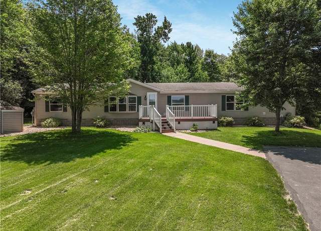 Property at 4013 190th Ave, Bloomer, WI 54724, 4 beds, 2.5 baths