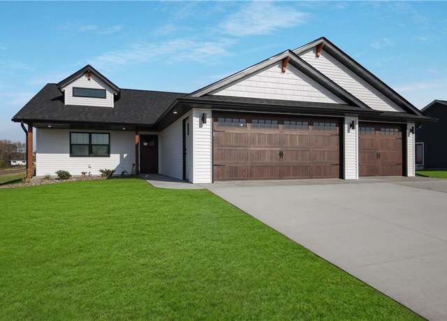 Property at 14004 42nd Ave, Chippewa Falls, WI 54729, 3 beds, 2.5 baths