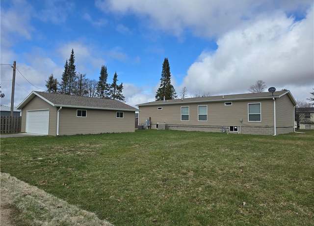 Property at N3835 6th St, Weyerhaeuser, WI 54895, 3 beds, 2 baths