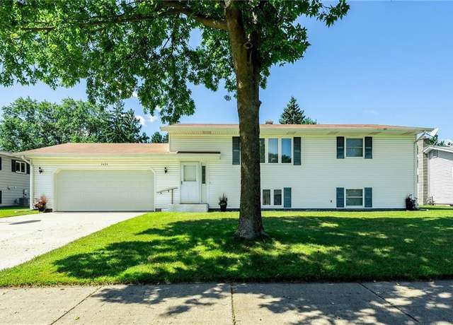 Property at 3434 Gerrard Ave, Eau Claire, WI 54701, 3 beds, 2 baths