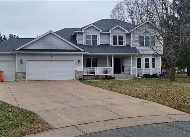 Property at 1027 Willow Green Cir, Eau Claire, WI 54701, 4 beds, 3 baths