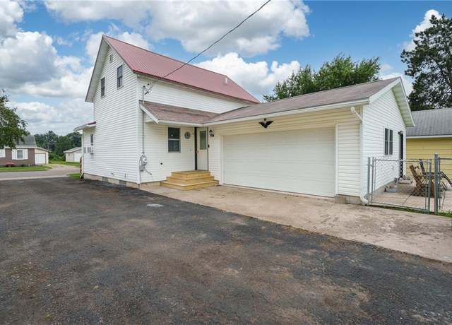 Property at 310 W Main St, Thorp, WI 54771, 3 beds, 1.5 baths