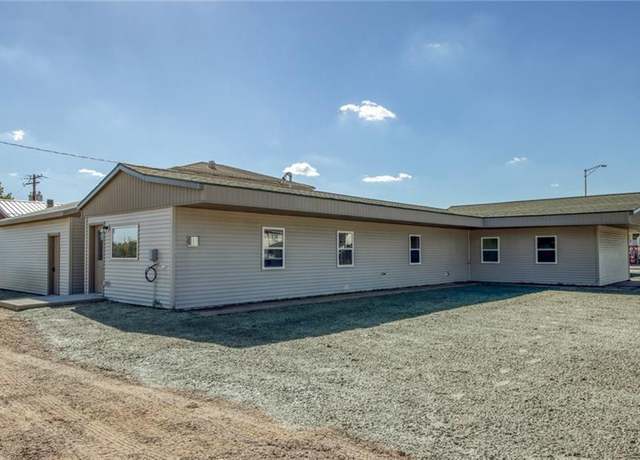 Property at 13813 10th St #1, Osseo, WI 54758, 4 beds, 3 baths