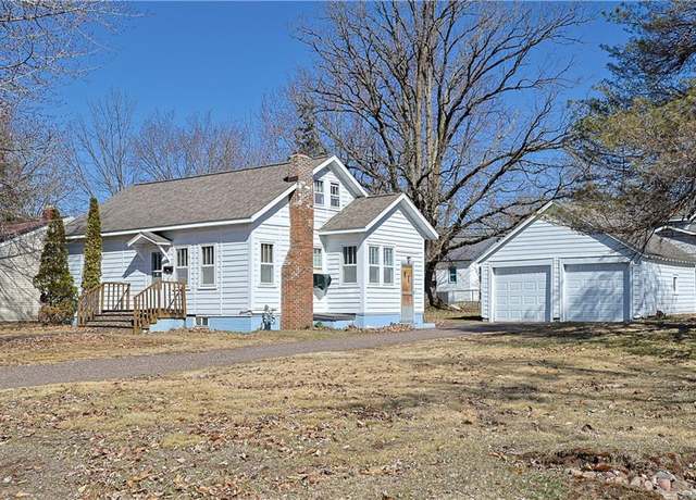 Property at 409 River Ave, Ladysmith, WI 54848, 3 beds, 1 bath