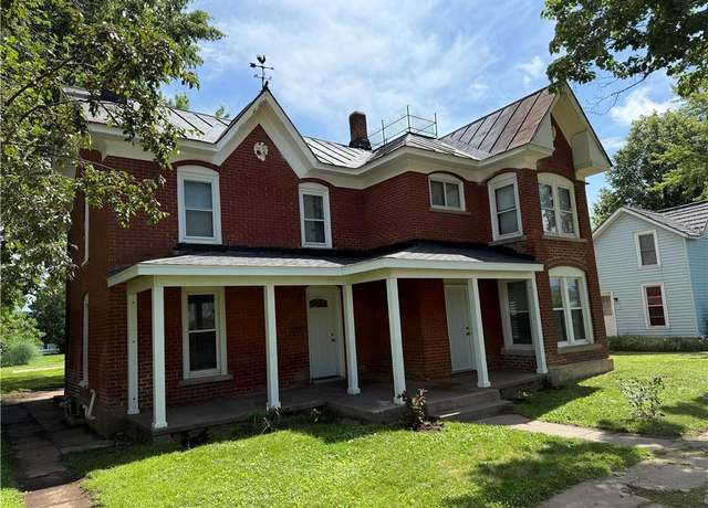 Property at 15 S Culver St, Chippewa Falls, WI 54729, 3 beds, 1.5 baths