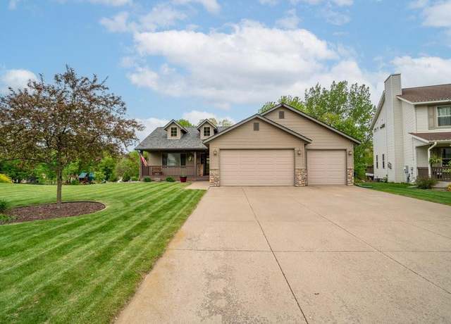Property at 3829 Nicholas Dr, Menomonie, WI 54751, 3 beds, 3 baths