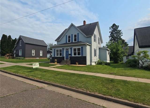 Property at 212 E 6th Ave, Stanley, WI 54768, 3 beds, 1.5 baths