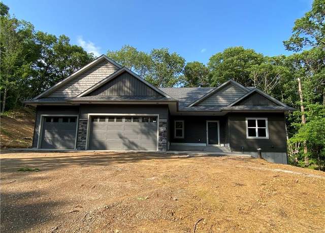 Property at 1907 Deepwood Ct, Eau Claire, WI 54703, 4 beds, 3 baths