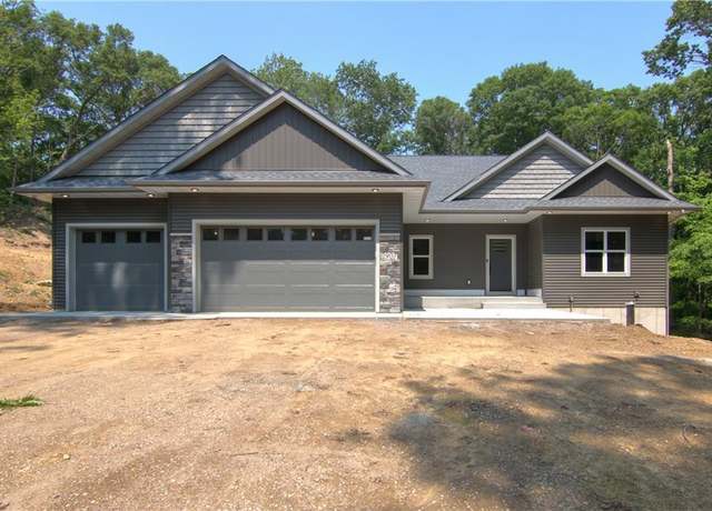 Property at 1907 Deepwood Ct, Eau Claire, WI 54703, 4 beds, 3 baths