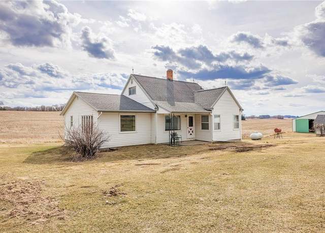 Property at 14211 W Kindschy Rd, Osseo, WI 54758, 4 beds, 1 bath