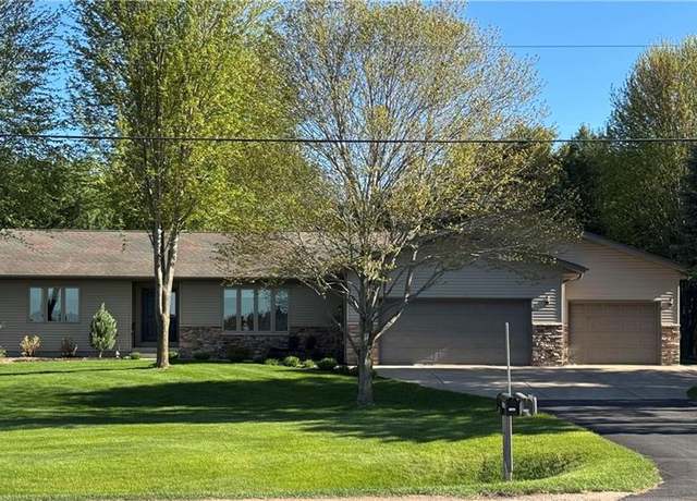 Property at 11946 40th Ave, Chippewa Falls, WI 54729, 4 beds, 3 baths