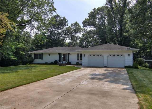 Property at 2719 E Deblene Ln, Eau Claire, WI 54703, 3 beds, 2 baths