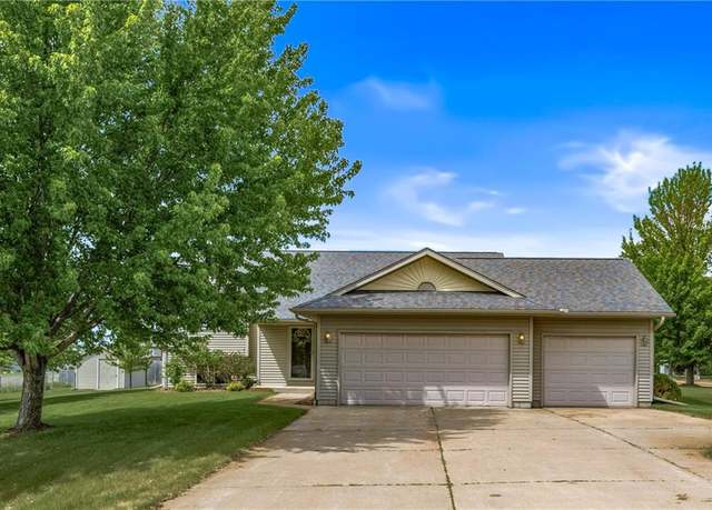 Property at 11684 44th Ave, Chippewa Falls, WI 54729, 3 beds, 3 baths