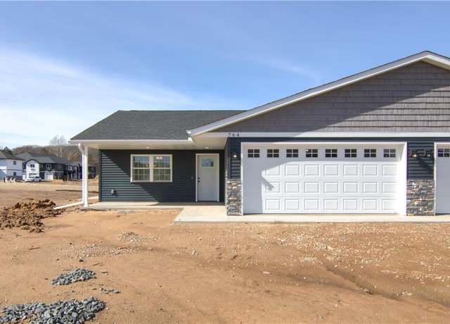 Property at 764 Sequoia Dr, Altoona, WI 54720, 2 beds, 1 bath