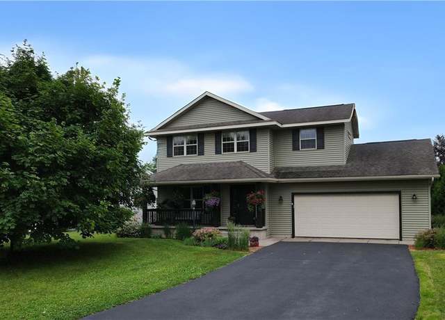 Property at 4122 Mill Run Rd, Eau Claire, WI 54703, 4 beds, 3.5 baths