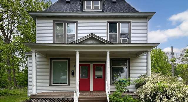 Photo of 1120 7th St Unit 1-2, Menomonie, WI 54751