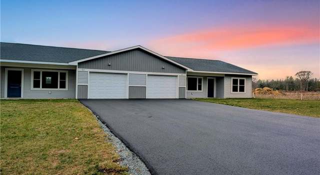 Photo of 417 Russell St, Grantsburg, WI 54840
