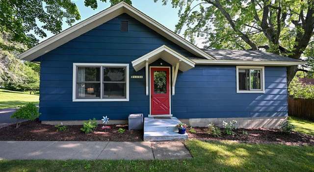 Photo of 113 8th Ave, Shell Lake, WI 54871