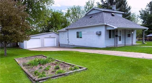 Photo of 319 E 11th St, Ladysmith, WI 54848