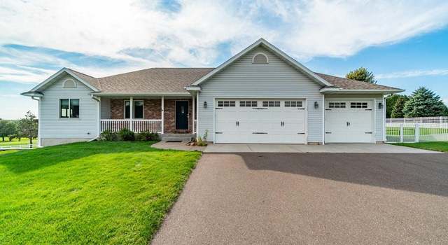 Photo of S8130 Golf View Dr, Eau Claire, WI 54701