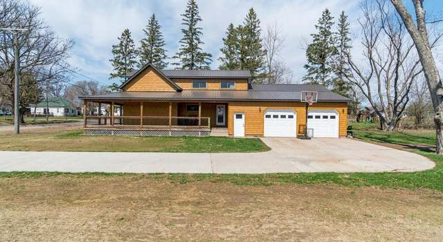 Photo of 220 East St, New Auburn, WI 54757