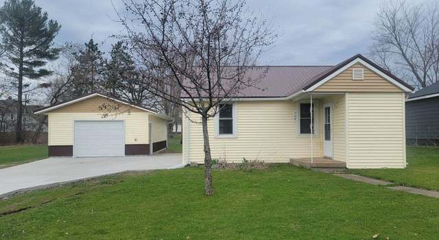 Photo of 509 Madison St, Stanley, WI 54768