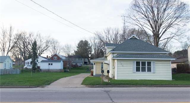 Photo of 430 E Main St, Mondovi, WI 54755