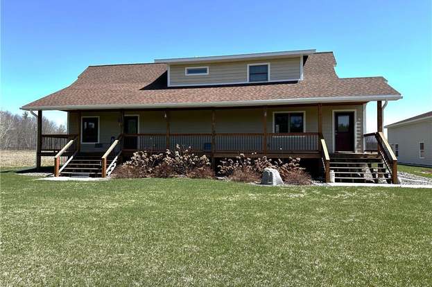 Covered Deck - Spooner, WI Homes for Sale | Redfin