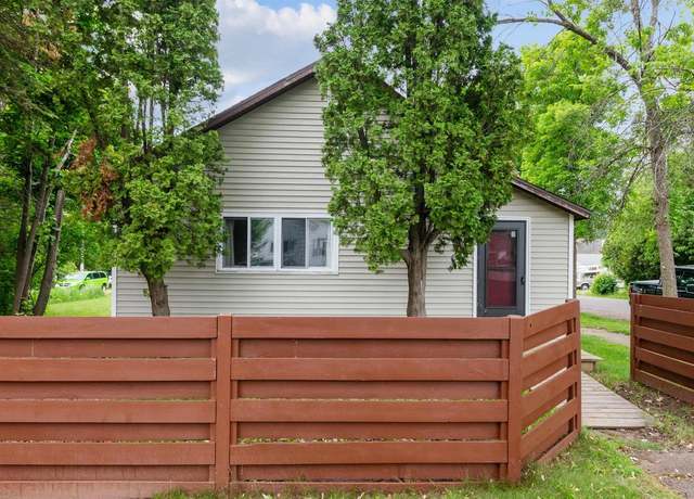 Property at 332 W Pine St, Washburn, WI 54891, 3 beds, 1 bath