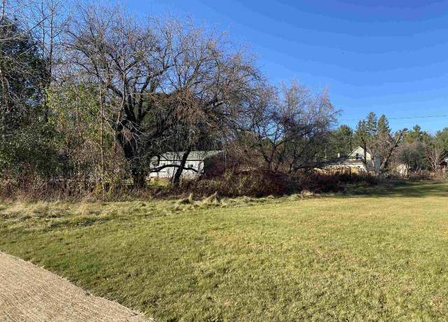 Property at 000 Bayfield St, Washburn, WI 54891
