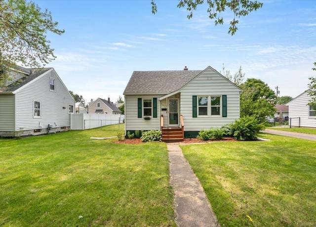 Property at 2635 Hammond Ave, Superior, WI 54880, 3 beds, 1.5 baths