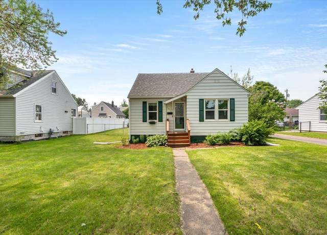 Property at 2635 Hammond Ave, Superior, WI 54880, 3 beds, 1.5 baths