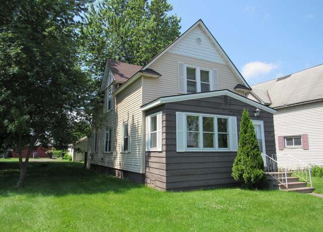 Property at 1519 Maryland Ave, Superior, WI 54880, 3 beds, 1.5 baths