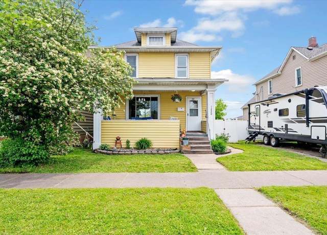 Property at 1220 Birch Ave, Superior, WI 54880, 3 beds, 1 bath