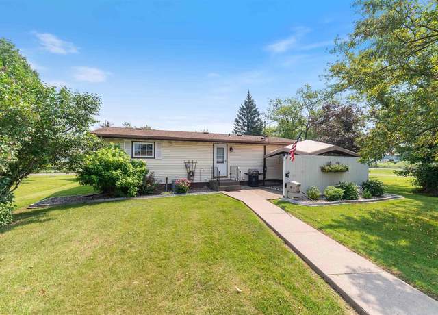 Property at 6009 Ogden Ave, Superior, WI 54880, 3 beds, 2 baths
