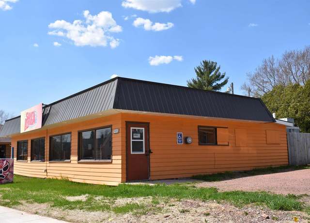 Property at 901 W Bayfield St, Washburn, WI 54891, 1 bath