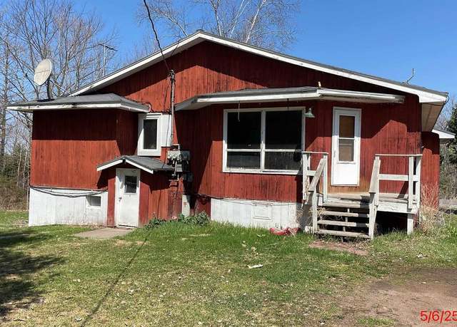 Property at 6407 S Tuff Rd, Superior, WI 54880, 7 beds, 4 baths