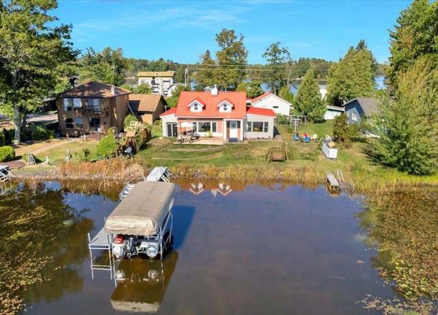 Property at 4494 E Pleasant View Rd, Superior, WI 54880, 3 beds, 1 bath