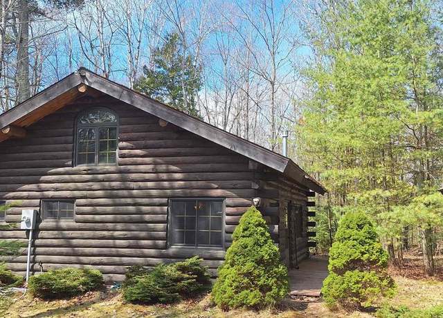 Property at 465 Mondamin Trl, La Pointe, WI 54850, 2 beds, 1.5 baths