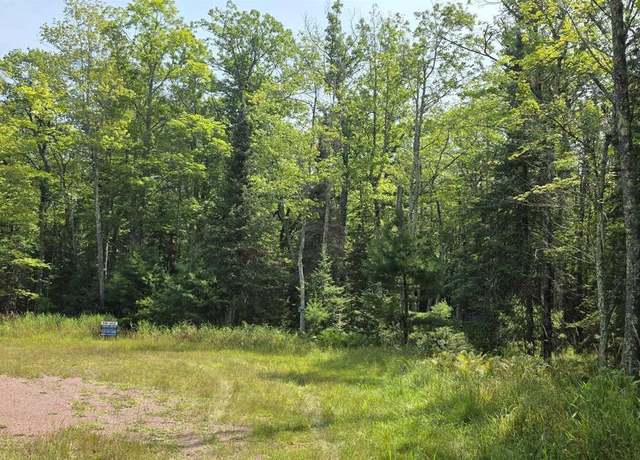 Property at 657 Spruce Ln, La Pointe, WI 54850