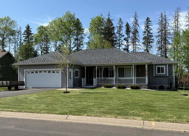Property at 2401 Campbell Dr, Ashland, WI 54806, 3 beds, 3 baths
