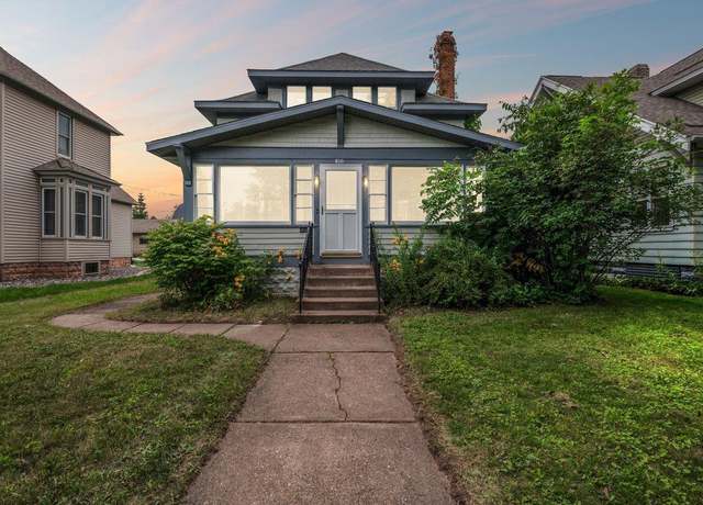 Property at 810 9th Ave W, Ashland, WI 54806, 3 beds, 2 baths