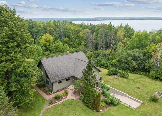 Property at 123 22nd Ave W, Ashland, WI 54806, 2 beds, 2 baths