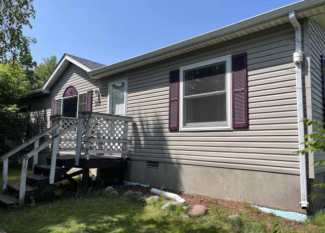 Property at 519 Catlin Ave, Superior, WI 54880, 3 beds, 2 baths