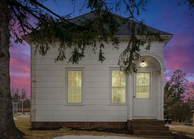 Property at 607 15th Ave W, Ashland, WI 54806, 2 beds, 2 baths