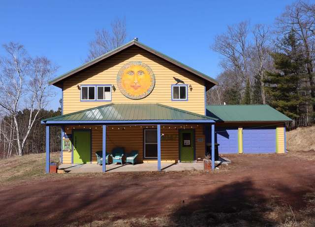 Property at 1047 10th Ave W, Washburn, WI 54891, 3 beds, 2 baths