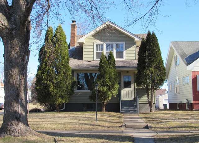 Property at 1125 N 22nd St, Superior, WI 54880, 2 beds, 1 bath