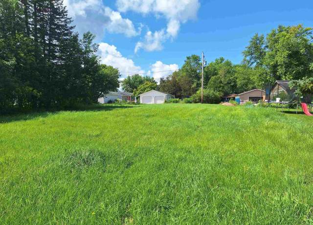 Property at 10XX 11th Ave W, Ashland, WI 54806