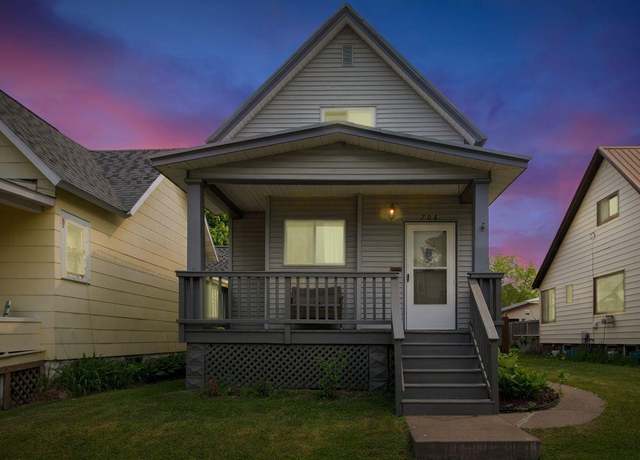 Property at 708 2nd Ave W, Ashland, WI 54806, 2 beds, 1.5 baths